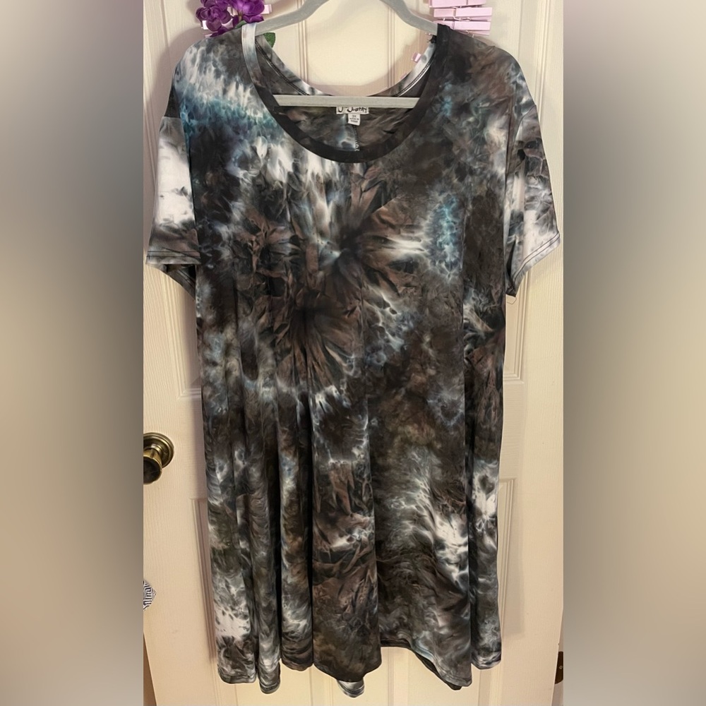 Last Chance! Short Sleeve Dress